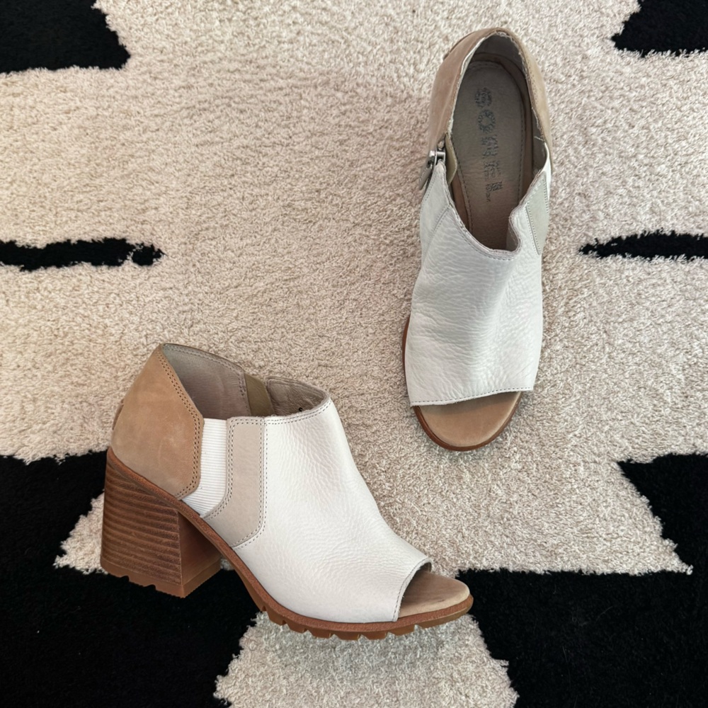 Sorel Nadia Ankle booties